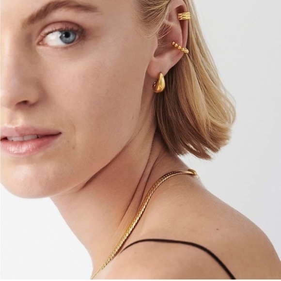 Gold 18k Gold Plated Cuff Earrings - Picture 4 of 4